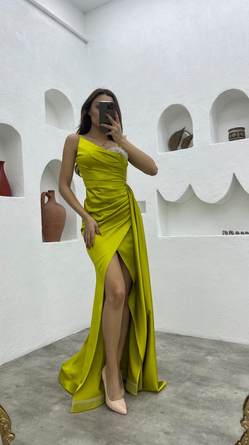 Front Slit Dress with Tail